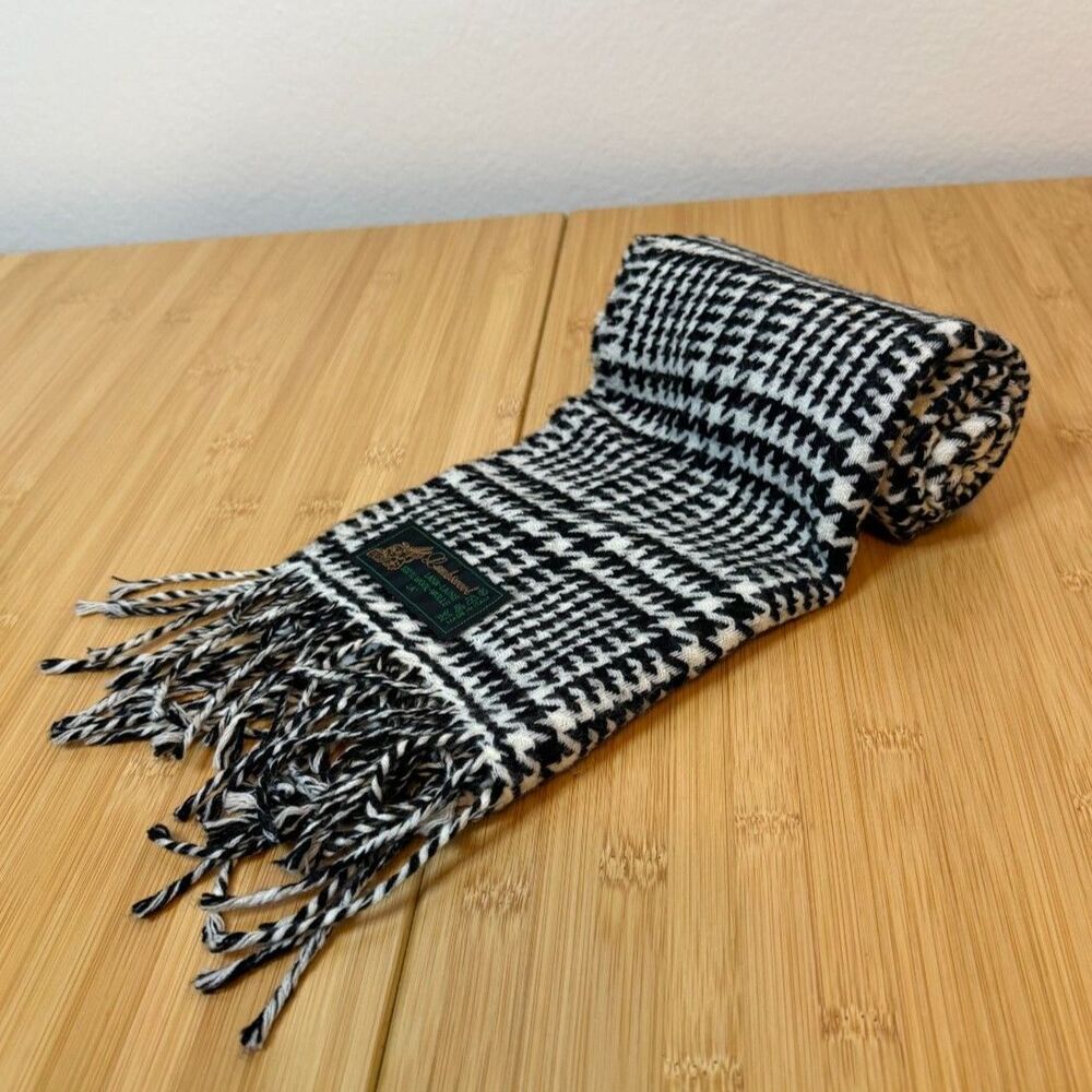 Vintage Made in Italy 100% Lambswool Scarf Black White Houndstooth Plaid Fringe